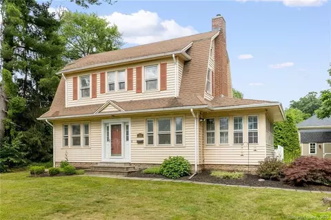 316 Maple Hill Ave, Newington, CT 06111
