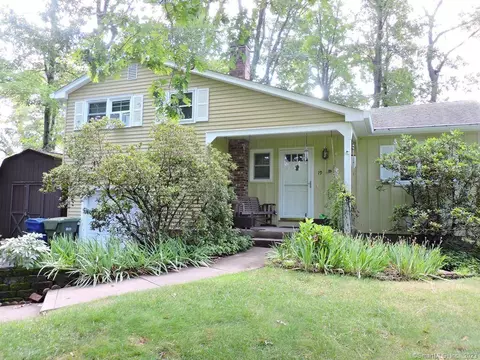 19 Pepperbush Way, Windsor, CT 06095