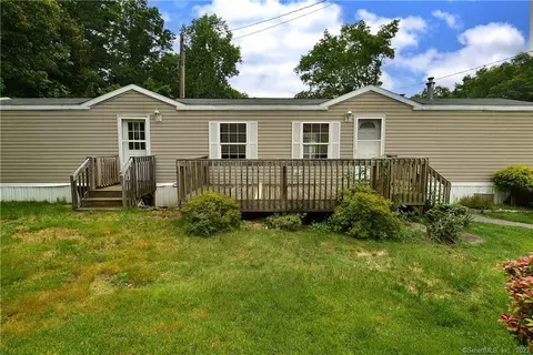 91 Chaffeeville Rd #20, Mansfield, CT 06250