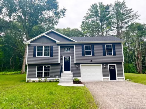 67 Franklin Dr, Brooklyn, CT 06234