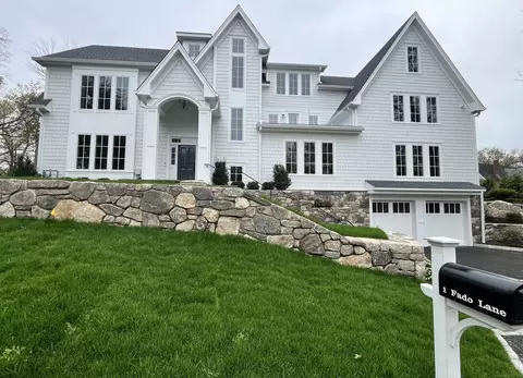 1 Fado Ln, Greenwich, CT 06807