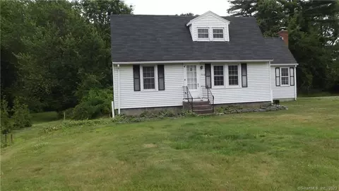 90 Chester St, East Hartford, CT 06108