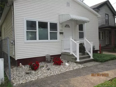 145 Washington St, Wallingford, CT 06492