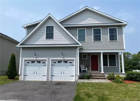4 Rowland Farm Rd #4, Oxford, CT 06478