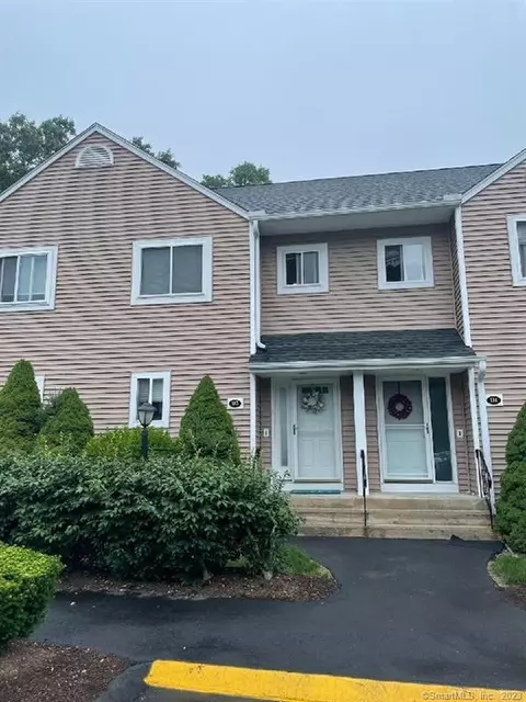 115 Stoneheights Dr #115, Waterford, CT 06385