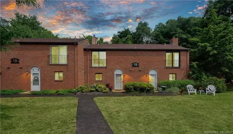 18 Darling St #C, Southington, CT 06489