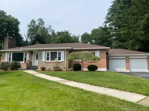 45 Chauncey Rd, Hamden, CT 06517