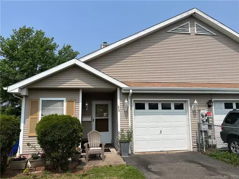 35 Margarita Dr, Hartford, CT 06106