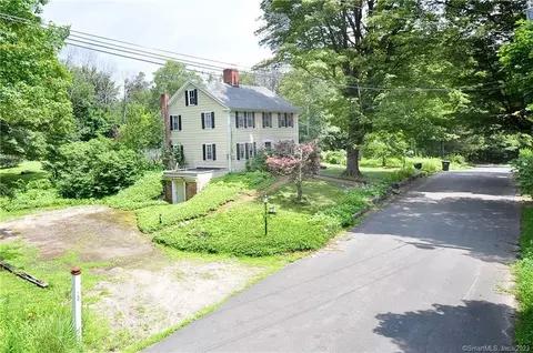 20 Moosehorn Rd, Hartland, CT 06027