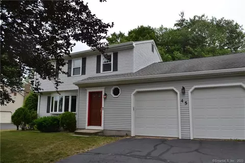45 Somerset Dr, Windsor, CT 06095