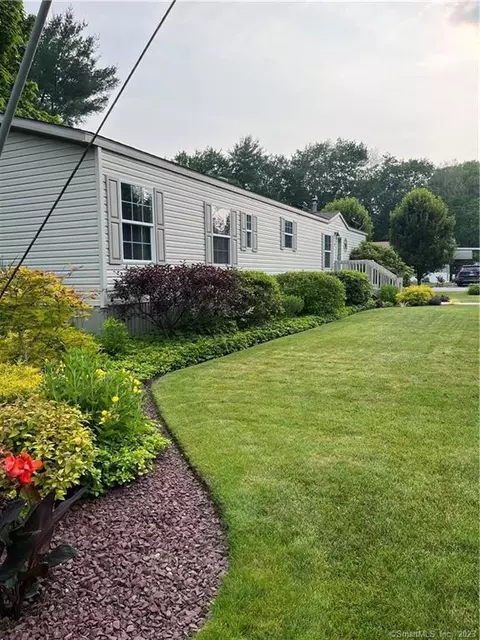 1 Carrie Ln, Plainfield, CT 06374