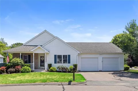 14 Farm Brook Ln #14, Vernon, CT 06066