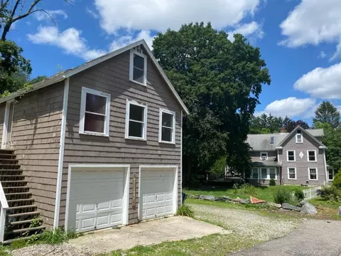 54 Lathrop Rd, Waterford, CT 06375