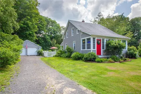 1050 Burlington Ave, Bristol, CT 06010