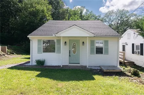 27 Summit View Rd, Plymouth, CT 06786