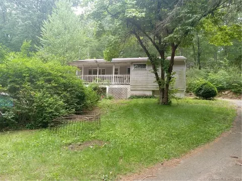 84 Old Cart Rd, Haddam, CT 06438