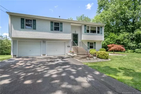 576 High Rd, Berlin, CT 06037