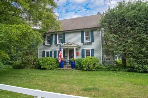 89 Obtuse Hill Rd, Brookfield, CT 06804