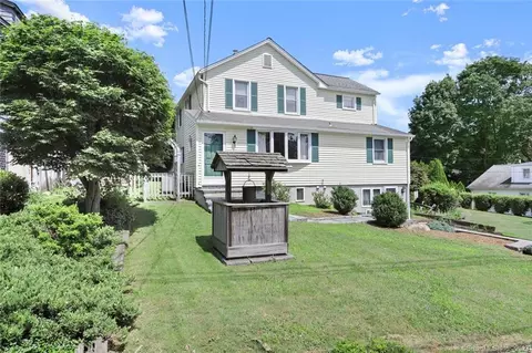 59 W Parish Rd, Westport, CT 06880