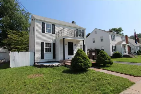 74 Bristol St, Hartford, CT 06106