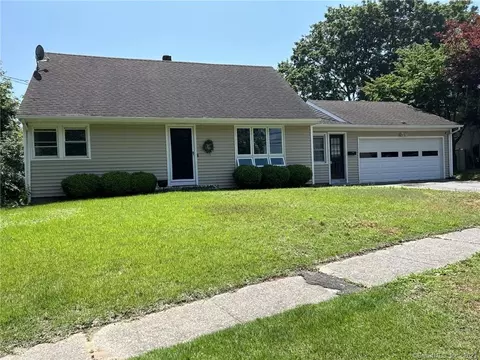 235 Second Hill Ln, Stratford, CT 06614