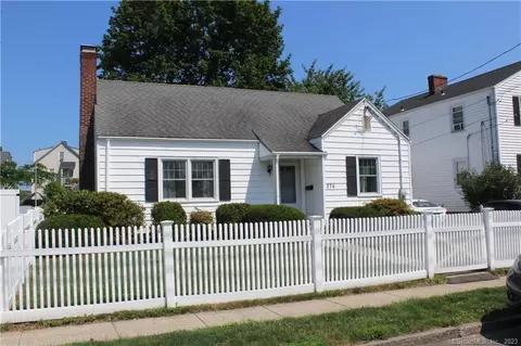 274 Soundview Ave, Stratford, CT 06615