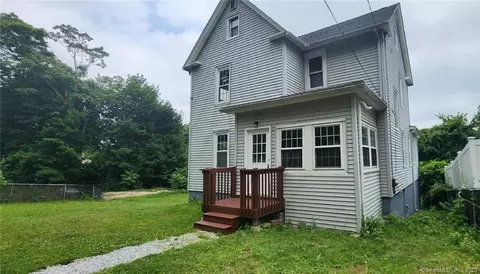 357 Colony St, Meriden, CT 06451