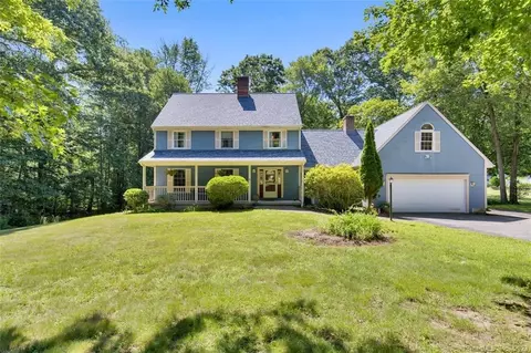 48 Harvest Ln, Colchester, CT 06415