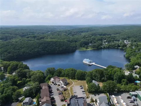 38 Hope St #27, East Lyme, CT 06357