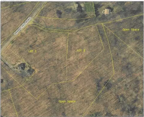 2 Grassy Hill Road, Woodbury, CT 06798