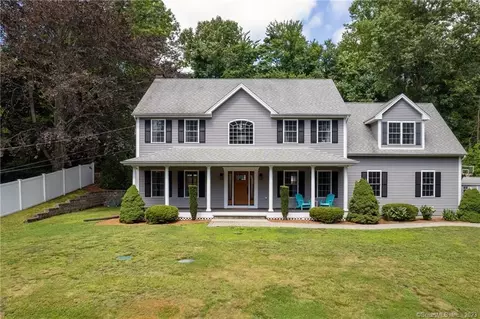 848 Totoket Rd, Northford, CT 06472