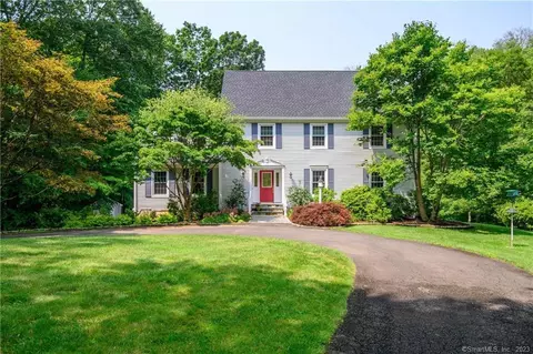 14 Silver City Rd, Newtown, CT 06470