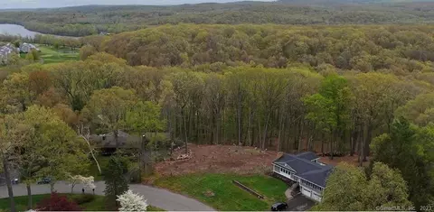 20 Glenwood Ter, Cromwell, CT 06416