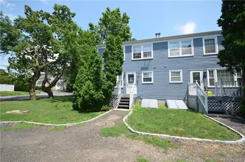 1117 Black Rock Tpke, Fairfield, CT 06825