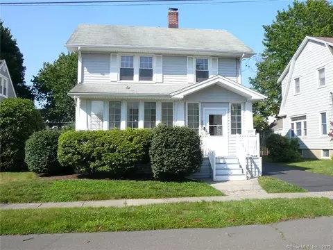 420 Laughlin Rd, Stratford, CT 06614