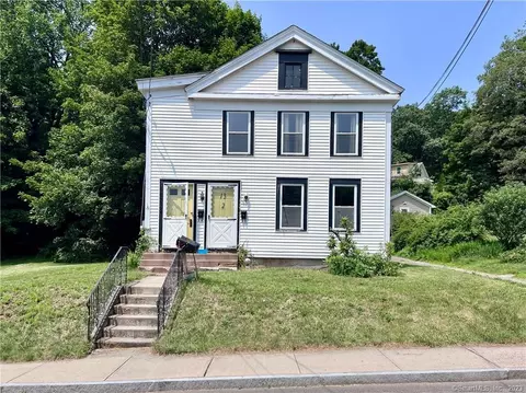 13 Mountain St, Vernon, CT 06066