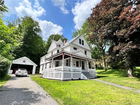 161 Spencer St, Winchester, CT 06098