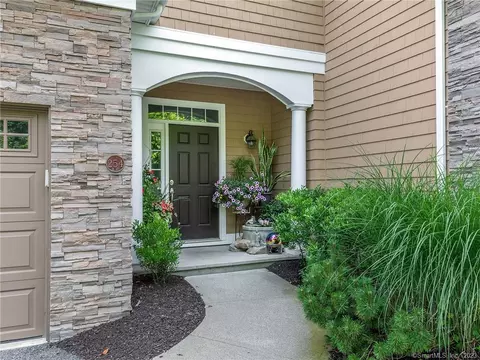 254 Hunter Dr #254, Litchfield, CT 06759