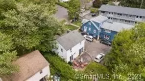 137 Columbus Pl, Stamford, CT 06907