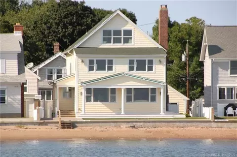 31 Beckett Ave, Branford, CT 06405
