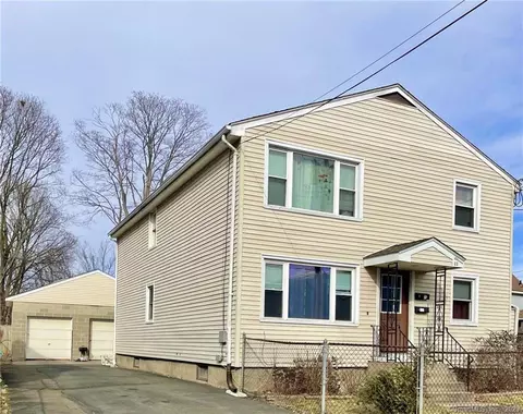 11 Wharton St, West Haven, CT 06516