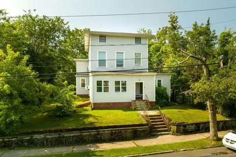28 Winthrop St, New Britain, CT 06052
