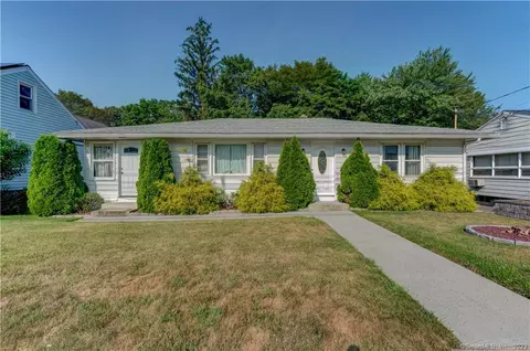 597 Frost Rd, Waterbury, CT 06705