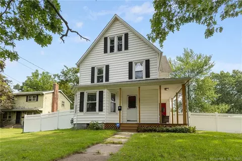 597 Adams St, Manchester, CT 06040
