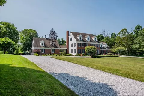87 Auncient Oak Rd, Bethlehem, CT 06751
