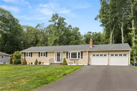 165 Judy Ln, South Windsor, CT 06074