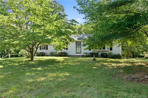 122 Morris Hubbard Rd, Haddam, CT 06441