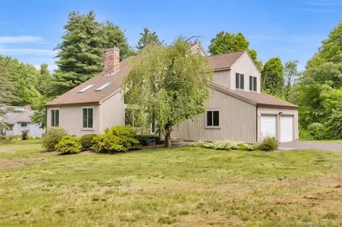 299 Old Farms Rd, Simsbury, CT 06070