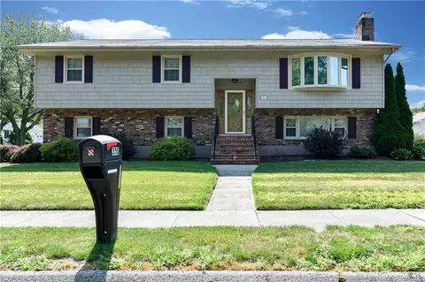 350 Flagler Ave, Stratford, CT 06614