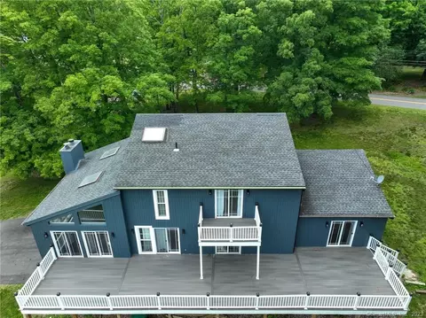 38 Adams Rd, Bloomfield, CT 06002